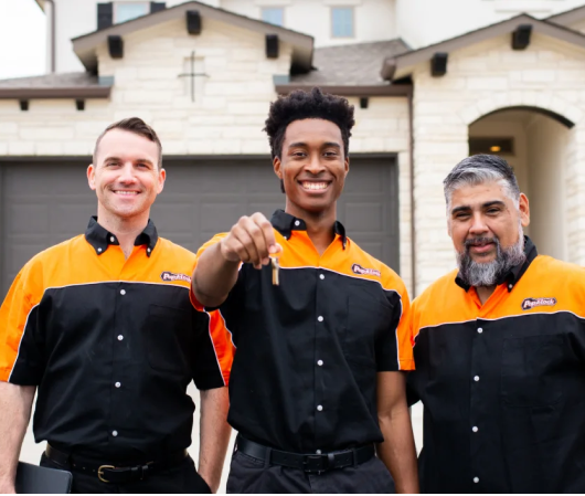 Locksmith team with recovered car keys